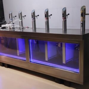 Barra inox con 6 tiradores (7 grifos) con cámara frigorífica a 3°C para 12 barriles de 30 litros