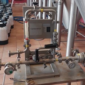 1 Carbonatador en línea DENWEL 1.000-2.500 L/H