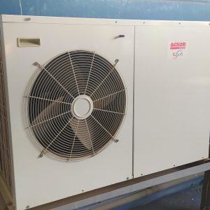 1 Equipo frío/calor Glicol + cuadro control temperaturas para 4 fermentadores
