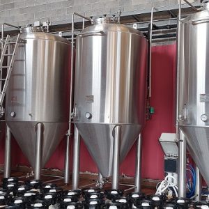 4 Fermentadores isobáricos marca Velo de 3.345 L