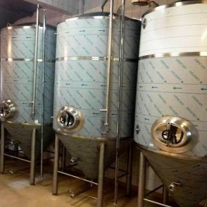 5 Fermentadores isobáricos de 50 hl (6.000 litros) fabricados nuevos en Europa