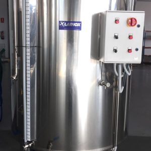 1 Depósito 2.000 litros Mezclador para Priming con agitador y bomba