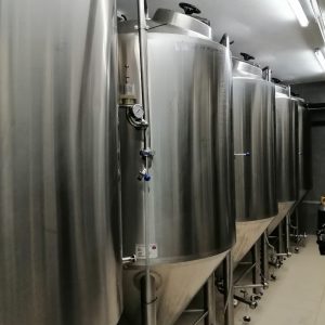 10 Fermentadores isobáricos CCT de 10 hl (2018)