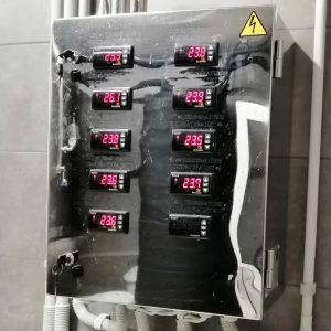 1 Cuadro inox para control temperaturas de 10 Fermentadores / Maduradores