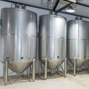 3 Fermentadores isobáricos de 30 HL marca Céspedes