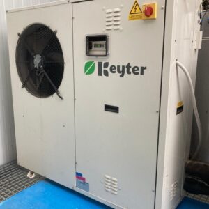 1 Equipo de frío/calor marca KEYTER de 6.300 frigorías/hora