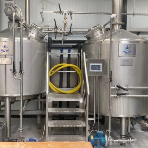 1 Brewhouse 10 HL ECO BREW TECH + Depósito HLT + depósito agua fría de 20HL